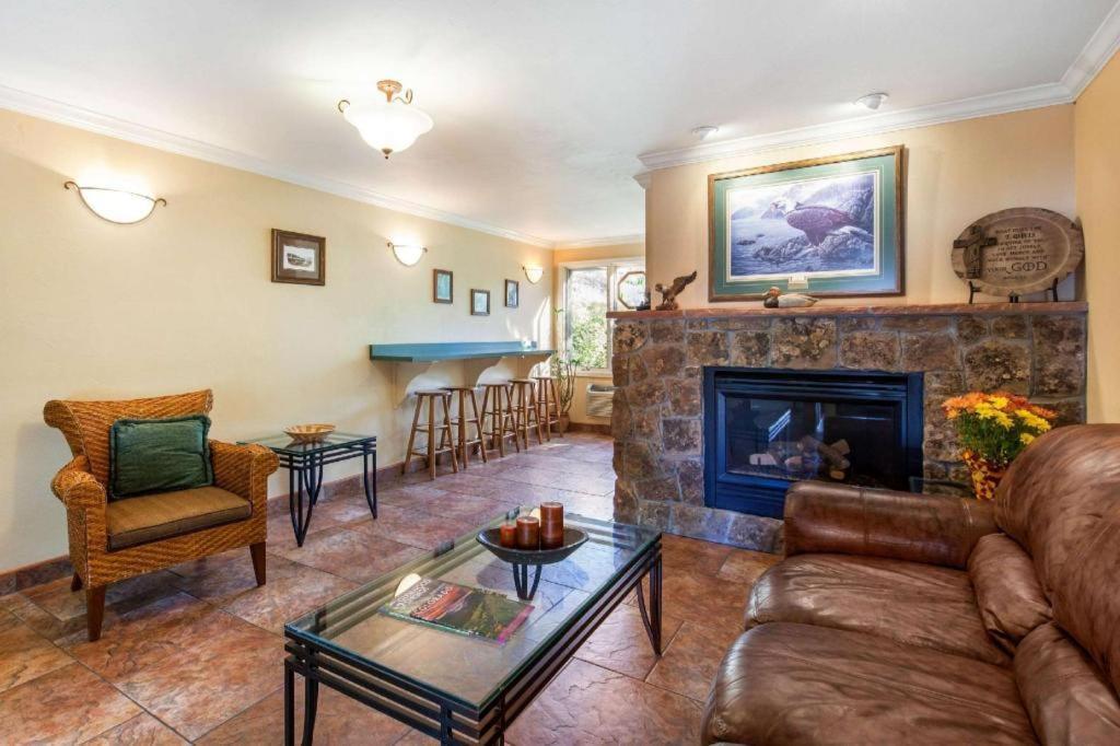 Rodeway Inn Glenwood Springs Dış mekan fotoğraf