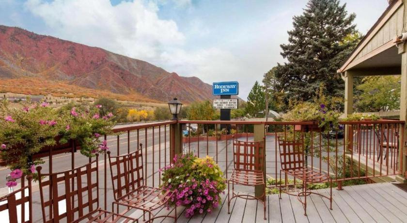 Rodeway Inn Glenwood Springs Dış mekan fotoğraf